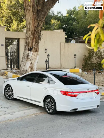 Hyundai Azera GL 2