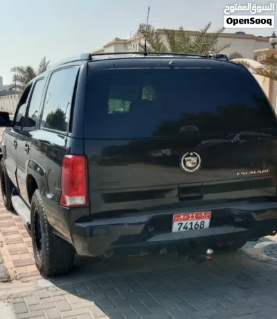 Cadillac Escalade ESV 2