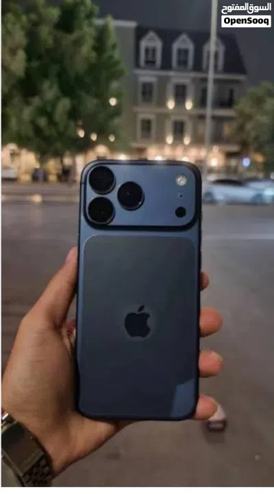 جهاز ايفون 17 برو ماكس 4