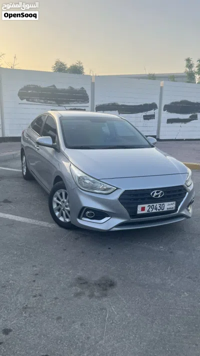 Hyundai Accent Standard 2