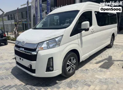 Toyota Hiace Cargo 4