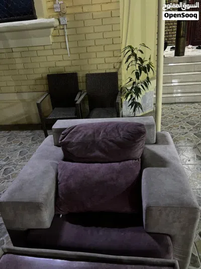 طقم كنب منزلي بحالة جيدة جداً 4