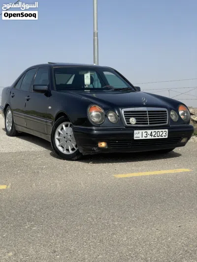 مرسيدس بنز الفئة-E E 200 2