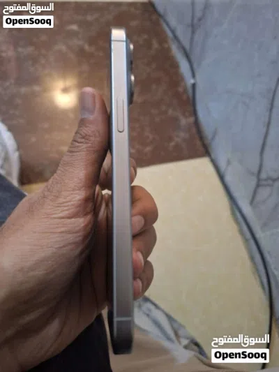 ايفون 15 برو ماكس للبيع 4