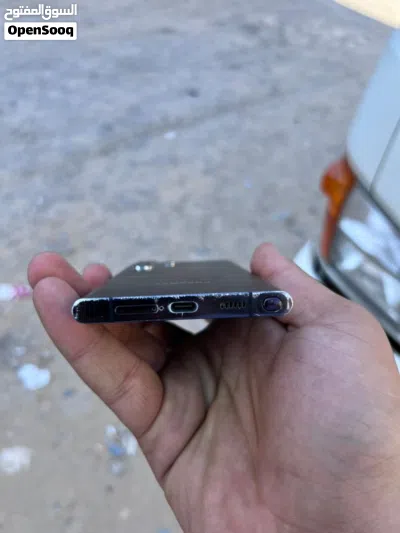 هاتف للبيع 3