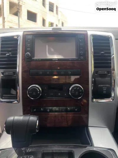Dodge Ram Laramie 3
