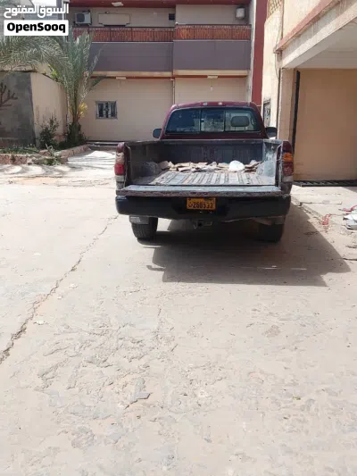 Toyota Tundra Base 2
