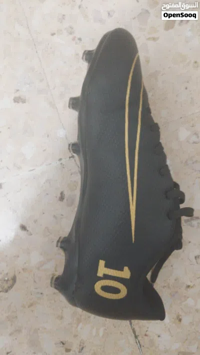 حذاء كره كدم 3