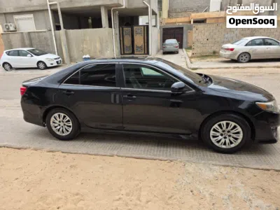 Toyota Camry XLE 3