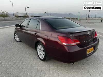 Toyota Avalon XLS 2