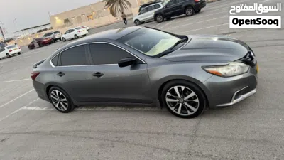 نيسان التيما SR 2