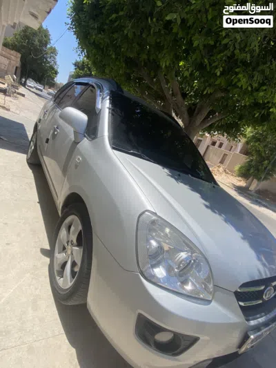 Kia Carens Luxury 3