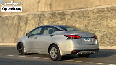 Nissan Versa S 3