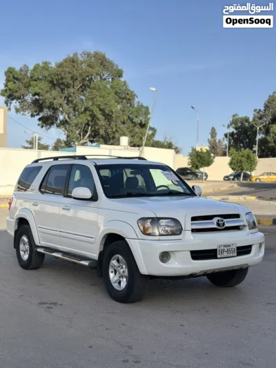 Toyota Sequoia SR 5 3