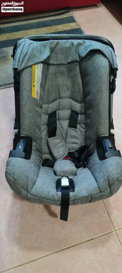 Want to sell baby stroller and car seat 3