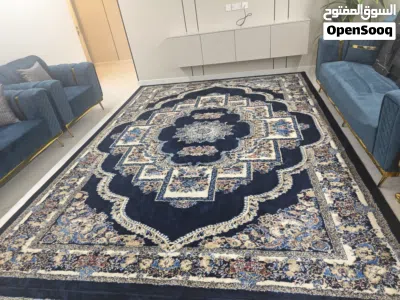 سجاد تركي نظيف جدا مقاس 3×4 وبحالة جيدة العدد 2 نفس الطقم اللون كحلي . 3