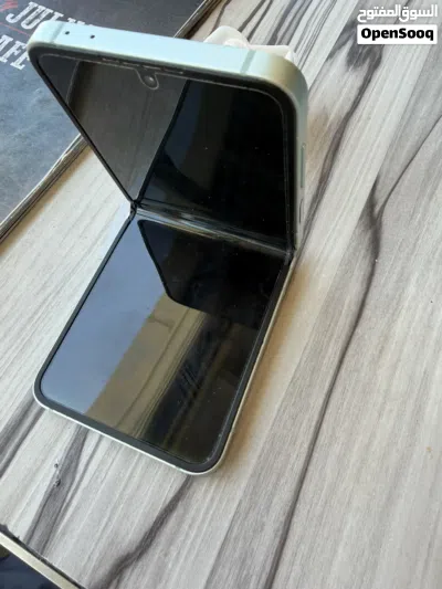 جالكسي فليب z6 2