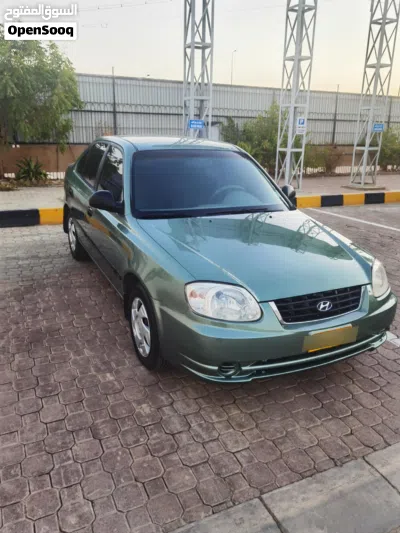 Hyundai Accent SEL 2