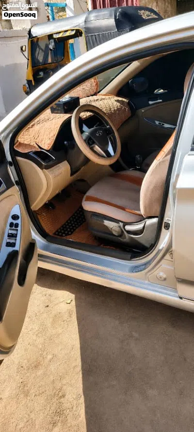 هيونداي اكسنت Standard 4