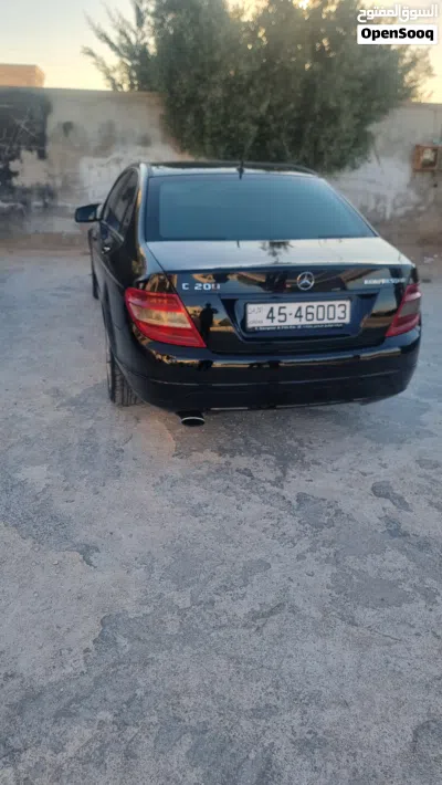 مرسيدس بنز الفئة-C C 200 2
