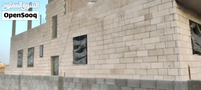 طابق ارضي شقتين للبيع 3