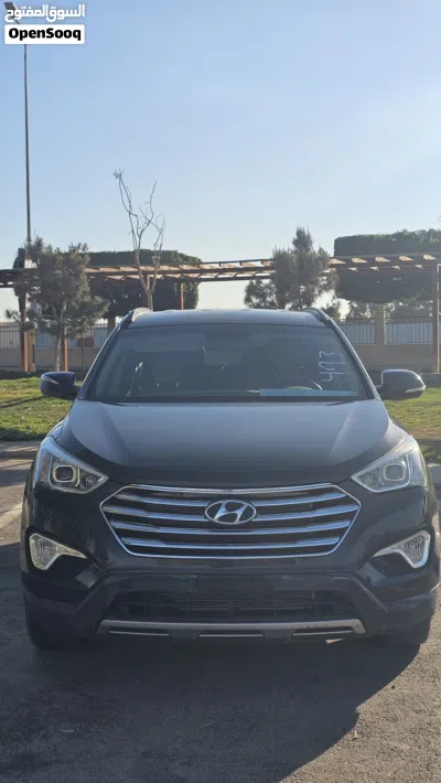 Hyundai Santa Fe Limited 4