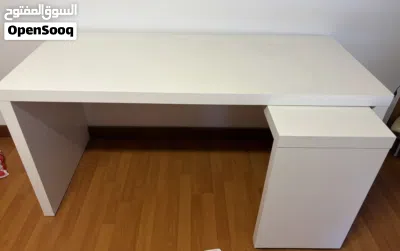 للبيع – مكتب IKEA MALM وكرسي مكتب IKEA LÅNGFJÄLL 3