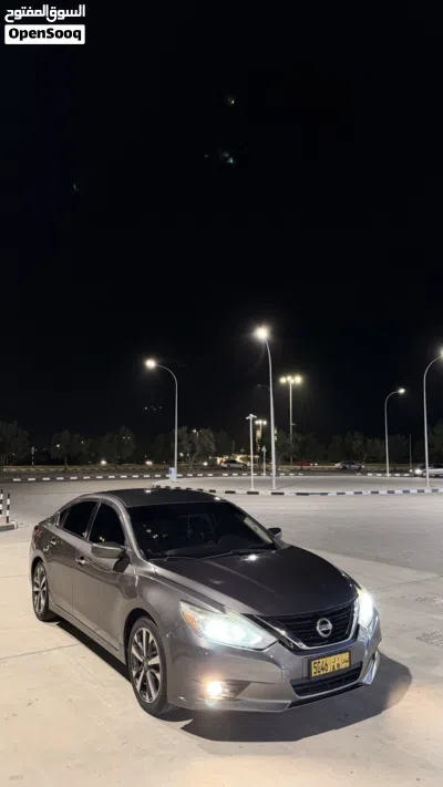 نيسان التيما SR 4
