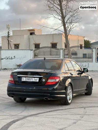 مرسيدس بنز الفئة-C C 300 2