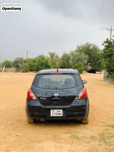 Nissan Tiida 2