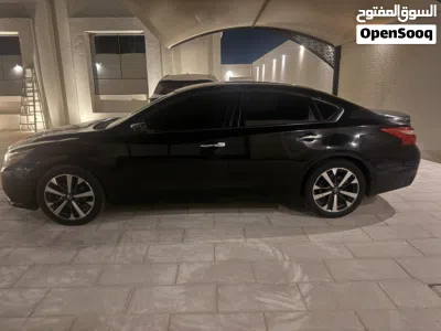 نيسان التيما SR 3