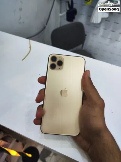 ايفون 11بروماكس 3