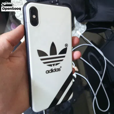 موجود xsmax الجهاز وكاله كلشي اصلي فقط مغير بطاريه فكك من جهاز تاني 3