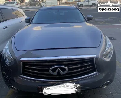 Infiniti QX70 Excellence 4