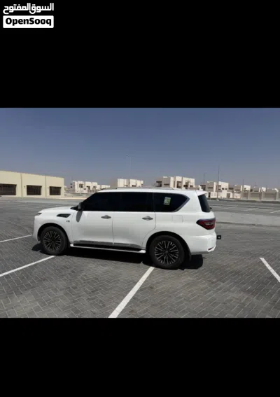 Nissan Patrol SE Platinum City 2