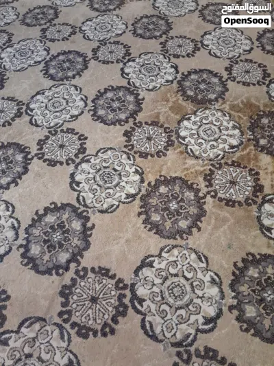 سجاد قص بحاله ممتازه ذهبي بني 3