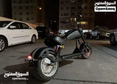 سكوتر هارلي كهربا حالة نظيفة حجم كبير موديل 2025 2