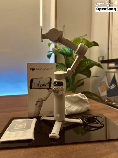 DJI OSMO 7 Gimbal For Mobile 3