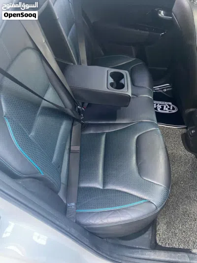كيا نيرو EX Touring 3