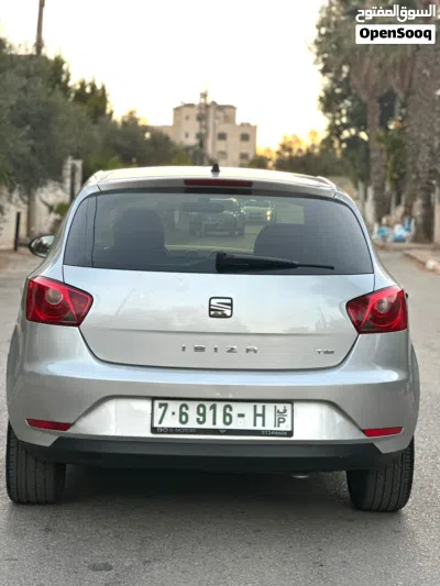 سيات إبيزا Standard 4