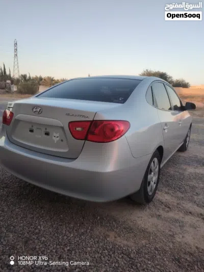Hyundai Elantra GL 3