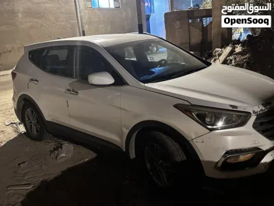 هيونداي سنتافي Standard 4