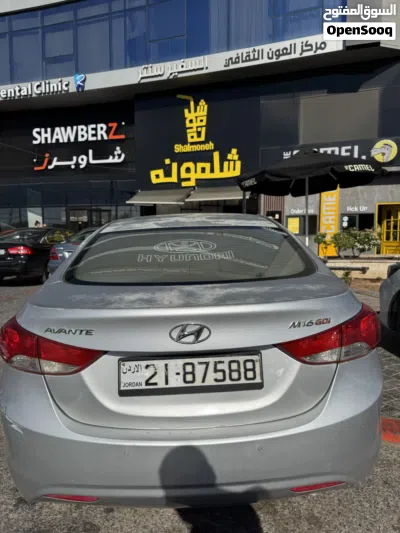 هيونداي افانتي SE 3