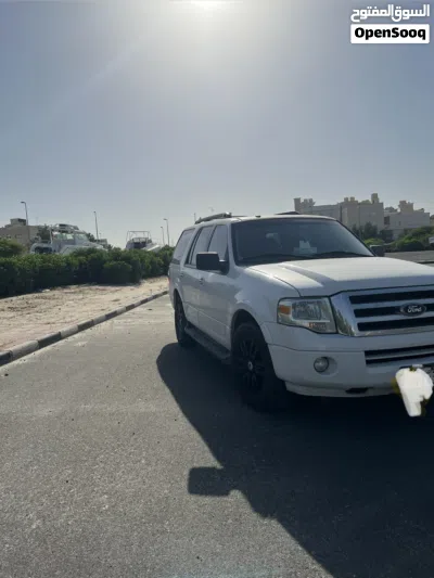 Ford Expedition XLT 4