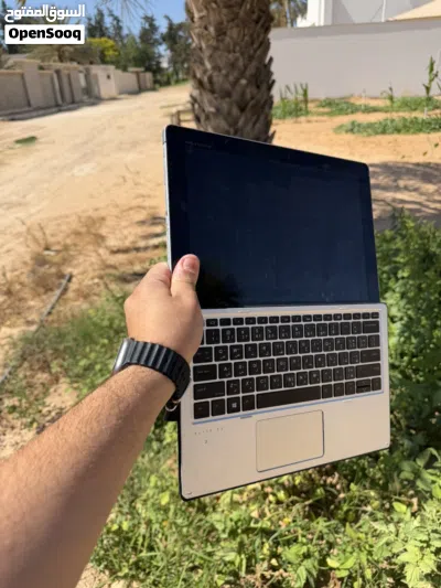 تابلت ويندوز 10 كزيوني رام 8 كور ام 5 وذاكرة 256 مع شحنه الاصلي 2