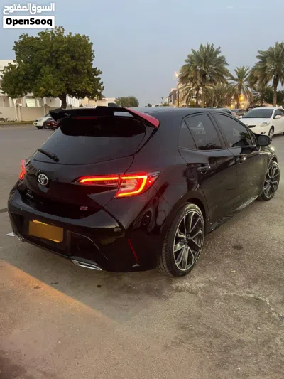 Toyota Corolla SE 3