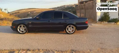 مرسيدس بنز الفئة-E E 200 3