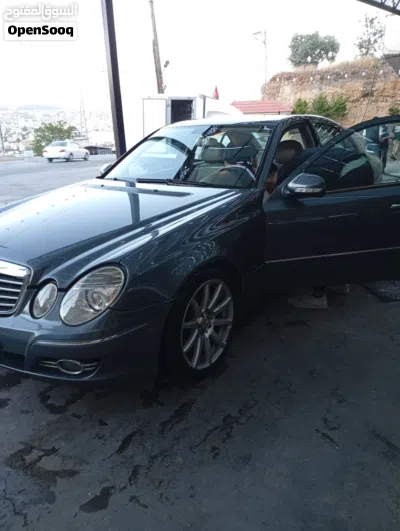 Mercedes Benz E-Class E 200 4