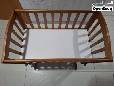 baby cot brand new from home centre 2