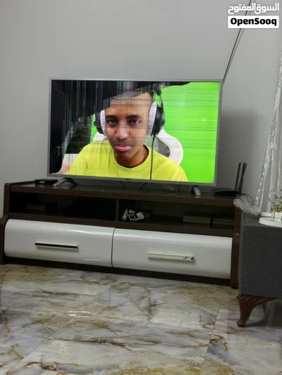 تلفاز ماركة شارك حجمه 50 3
